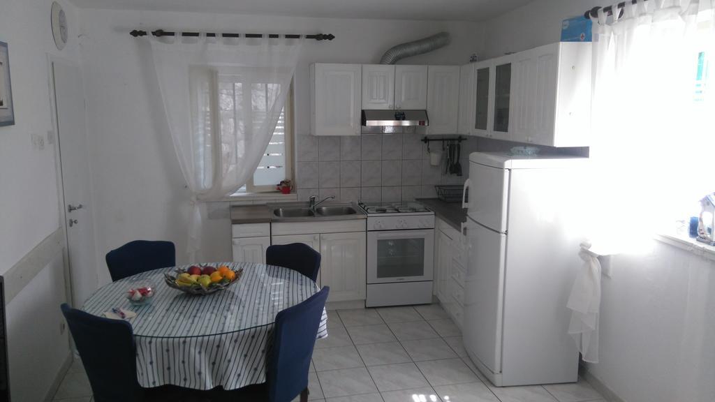 Maritimo Apartment Split Exterior photo