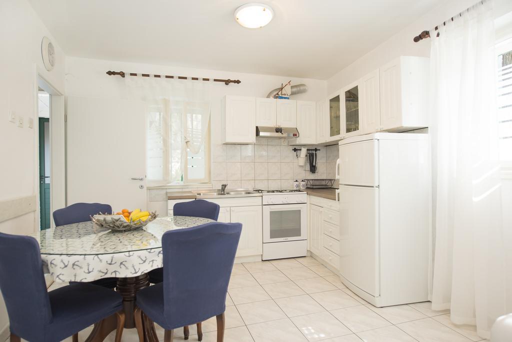 Maritimo Apartment Split Exterior photo